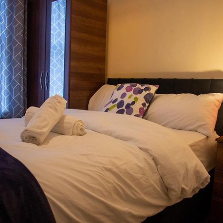 Royale Green View House- Free Parking, Wifi, Perfect For Contractors And Holiday นอร์ทแธมป์ตัน ภายนอก รูปภาพ